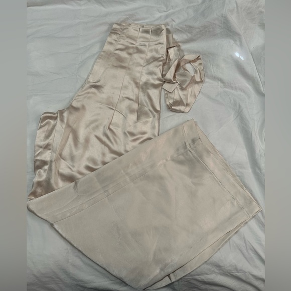 VICI High Waisted Pants - Picture 8 of 9